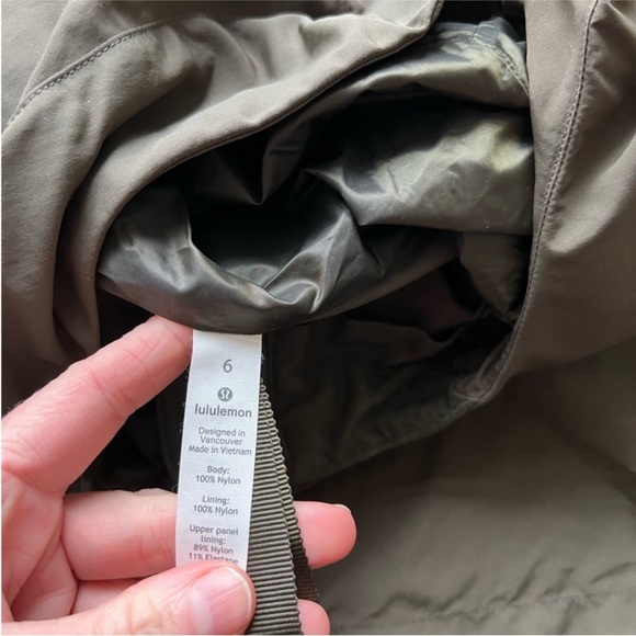 Lululemon Graced With Lace Long Jacket in Dark Olive Size 6 - Picture 9 of 11